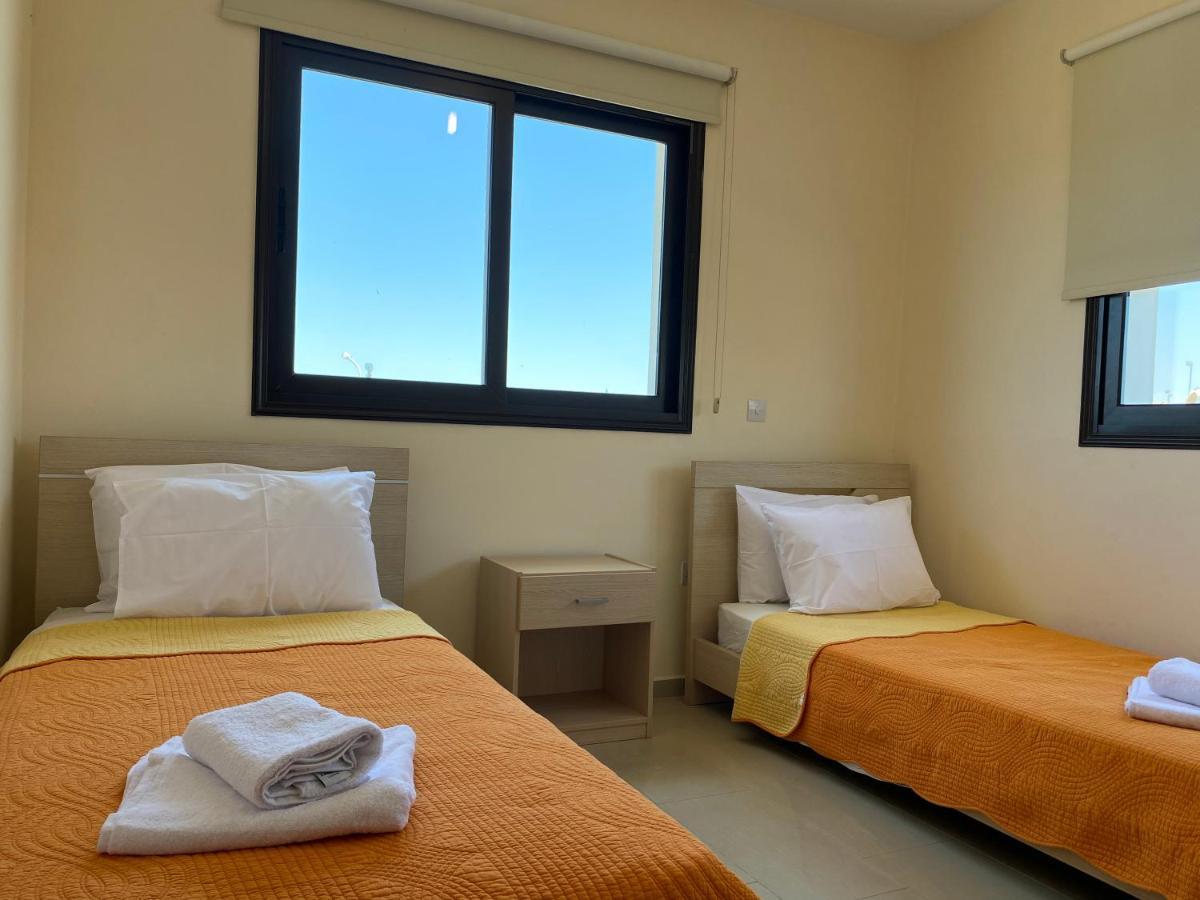 Kyklades Resort&Spa Paralimni Exterior foto